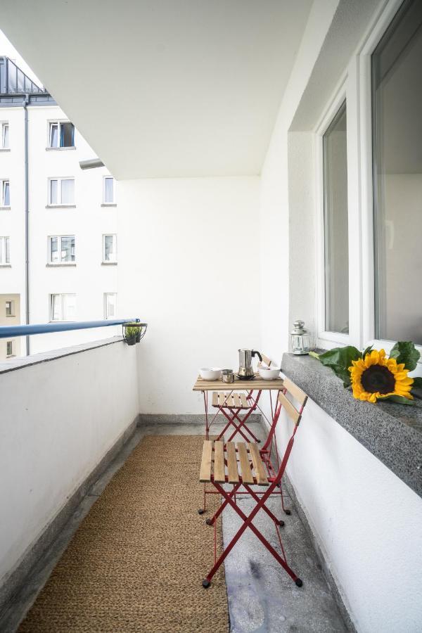 Oomph Warsaw Central 3-Bedroom Flat Esterno foto